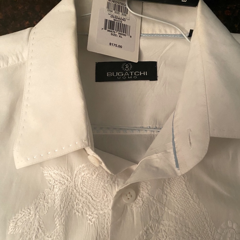 Men’s Bugatchi White Button Down Embroidery Detail